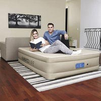 Надувная кровать BestWay 69037 с электронасосом (203-152-51 см)
