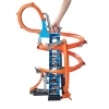 Игровой набор-гараж Hot Wheels GJM76 "Небоскреб" (Sky Crash Tower)