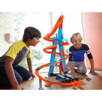 Игровой набор-гараж Hot Wheels GJM76 "Небоскреб" (Sky Crash Tower)