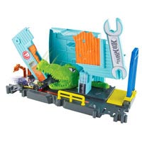 Игровой набор Hot Wheels FNB05 «Чудовища в городе» (4 вида) 