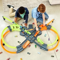 Трек Hot Wheels GFH87 "Colossal Crash" (Грандиозные столкновения)